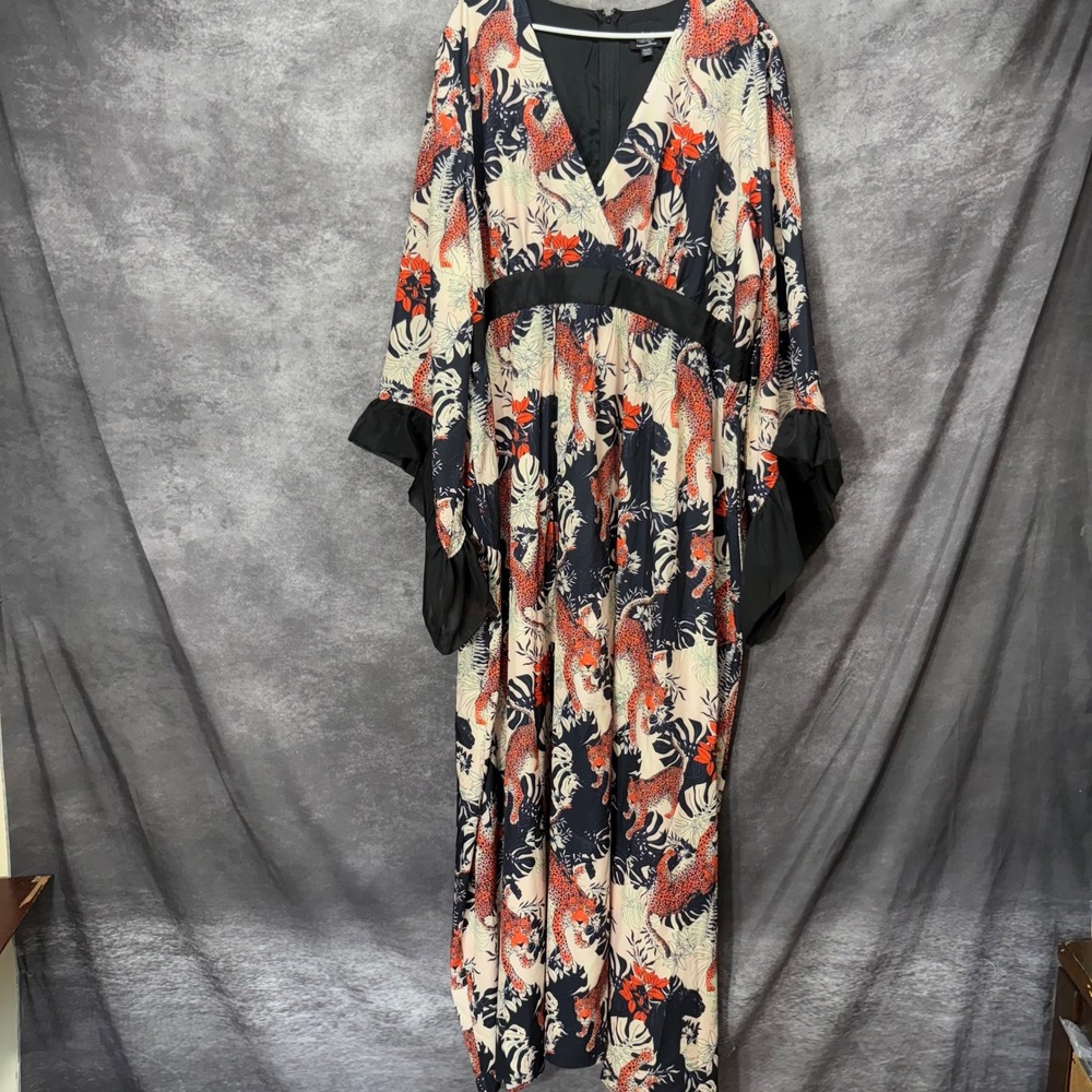 Unique Vintage Empire Waist Bell Sleeve Maxi Dress Size 5X 36 Leopard Tropical